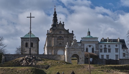 Św_Krzyż.jpg