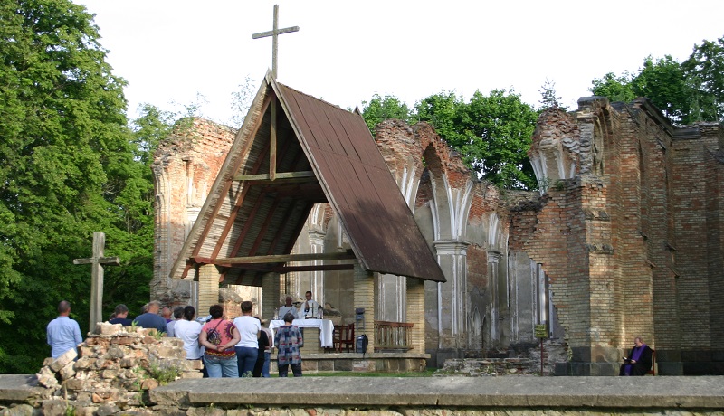Granicą jak nożem po polskich sercach. Tak komuniści podzielili rodziny