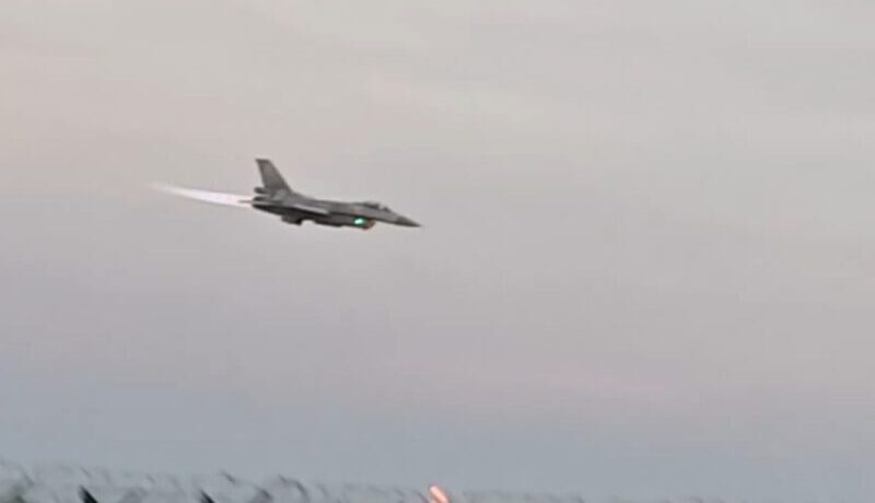 Katastrofa polskiego F-16. Pilot nie żyje