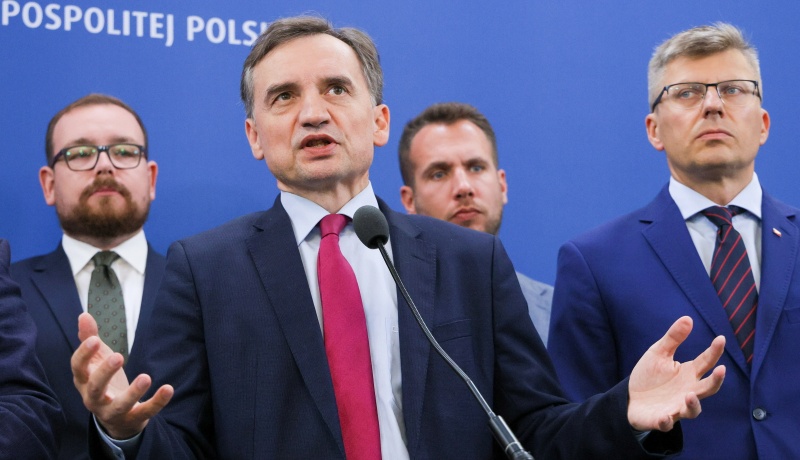 Prezes TK do szefa Policji: doprowadzenie Zbigniewa Ziobry na komisję śledczą byłoby bezprawne