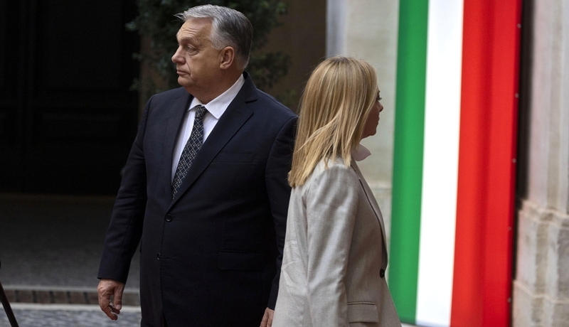 Trump poziva Putina, naj konča vojno v Ukrajini namesto testiranja raket